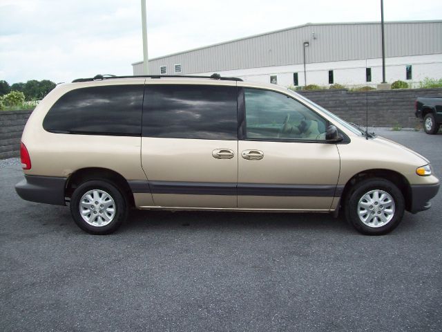 Dodge Grand Caravan 2000 photo 4