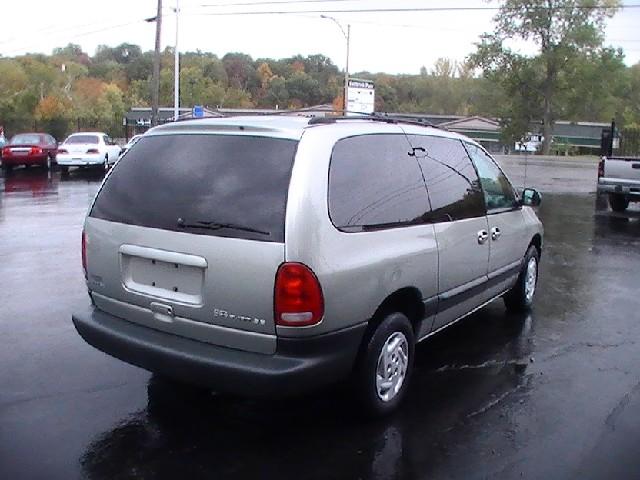 Dodge Grand Caravan 2000 photo 3