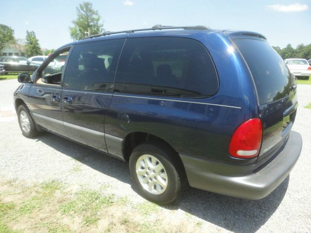 Dodge Grand Caravan 2000 photo 2