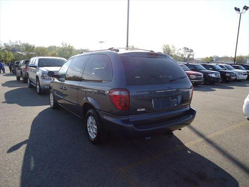 Dodge Grand Caravan 2001 photo 1