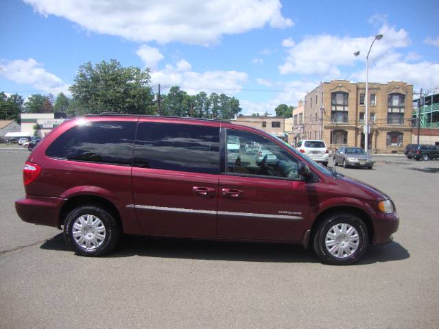 Dodge Grand Caravan 2001 photo 1