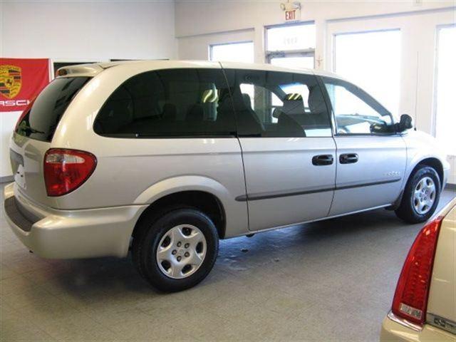 Dodge Grand Caravan 2001 photo 4