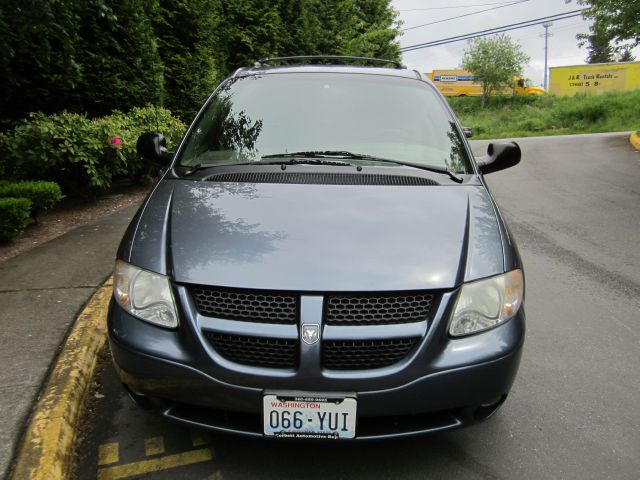 Dodge Grand Caravan 2001 photo 2