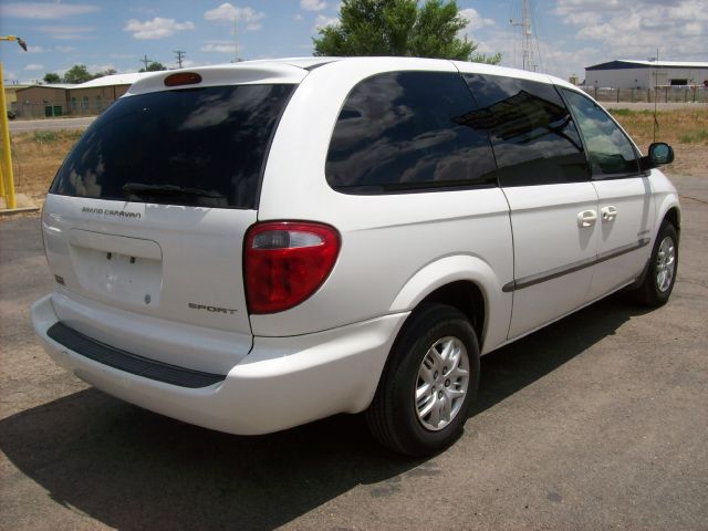 Dodge Grand Caravan 2001 photo 1