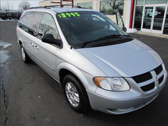Dodge Grand Caravan 2001 photo 1