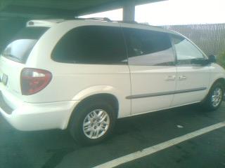 Dodge Grand Caravan 2001 photo 2