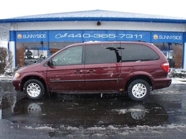 Dodge Grand Caravan 2001 photo 1