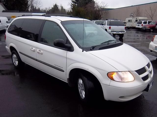 Dodge Grand Caravan 2001 photo 1