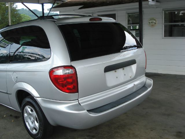 Dodge Grand Caravan 2001 photo 1