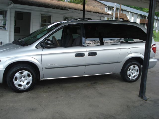 Dodge Grand Caravan 2001 photo 2