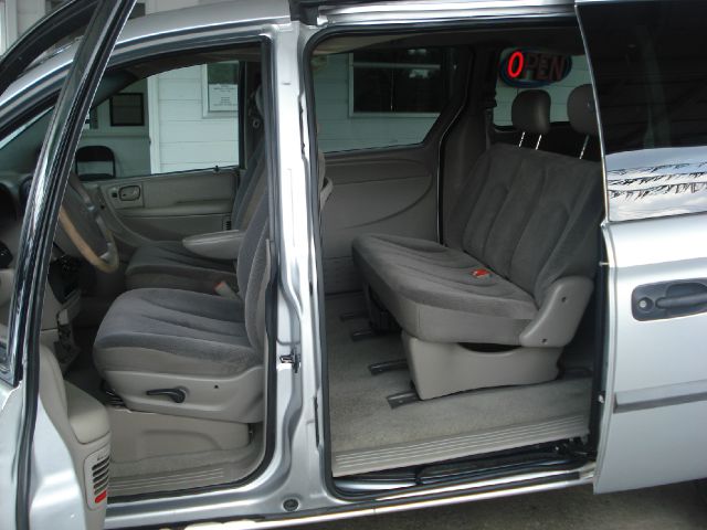 Dodge Grand Caravan 2001 photo 4