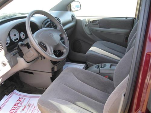Dodge Grand Caravan 2001 photo 2