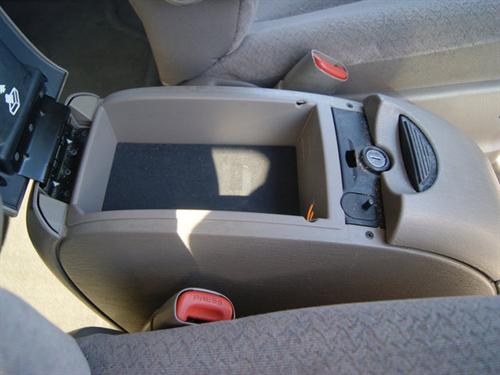Dodge Grand Caravan 2001 photo 3