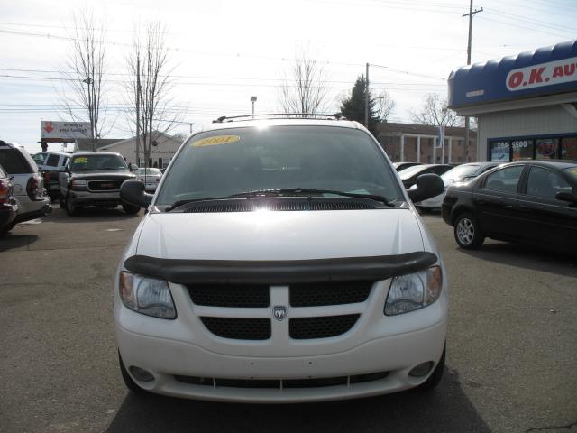 Dodge Grand Caravan 2001 photo 1