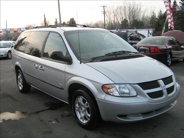 Dodge Grand Caravan 2001 photo 2