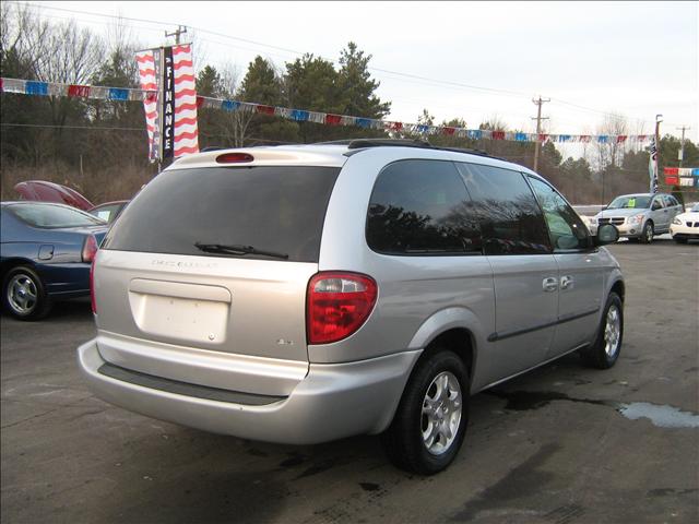 Dodge Grand Caravan 2001 photo 4