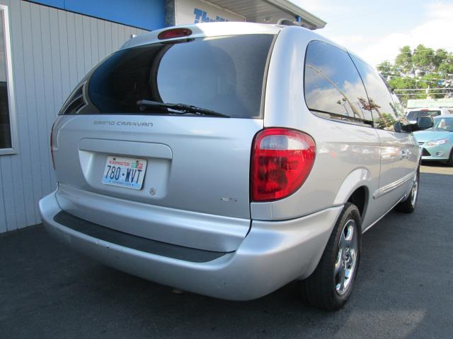 Dodge Grand Caravan 2001 photo 1