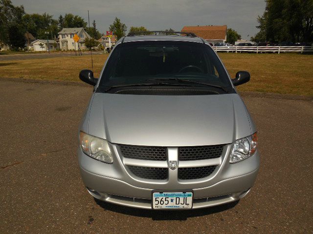 Dodge Grand Caravan 2001 photo 2
