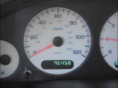 Dodge Grand Caravan 2001 photo 2