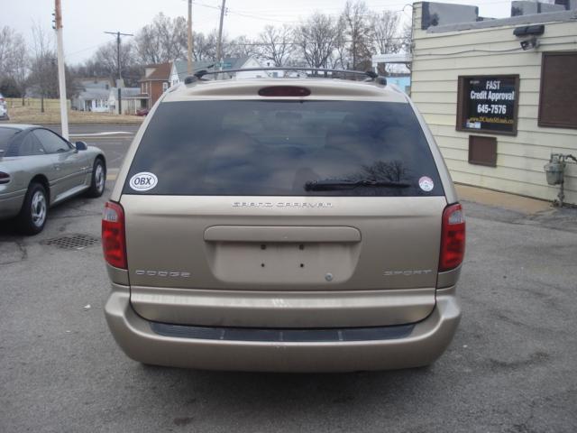 Dodge Grand Caravan 2002 photo 2