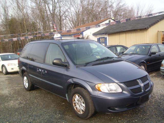 Dodge Grand Caravan 2002 photo 3