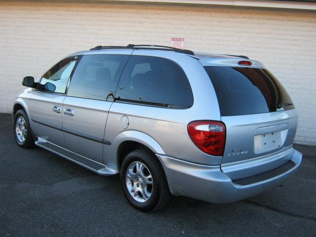 Dodge Grand Caravan 2002 photo 1