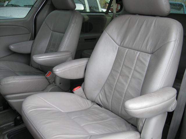 Dodge Grand Caravan 2002 photo 4