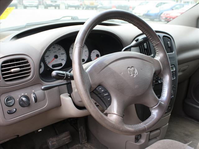 Dodge Grand Caravan 2002 photo 3