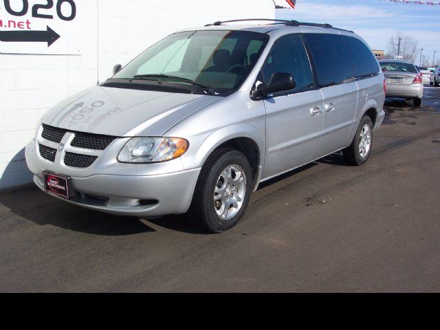 Dodge Grand Caravan 2002 photo 1