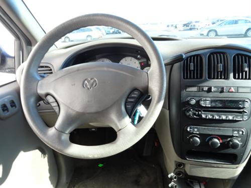 Dodge Grand Caravan 2002 photo 2