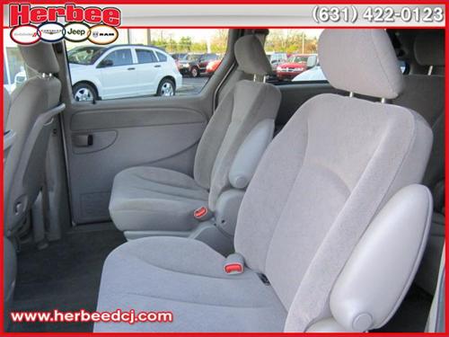 Dodge Grand Caravan 2002 photo 4