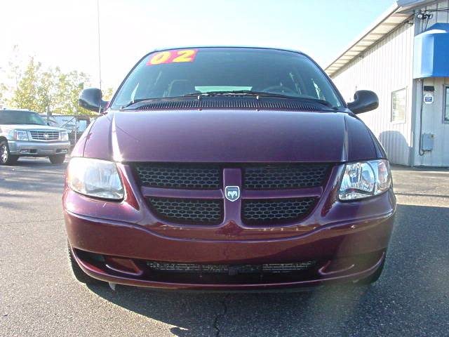 Dodge Grand Caravan 2002 photo 2