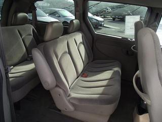 Dodge Grand Caravan 2002 photo 3