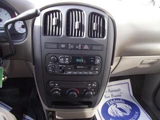 Dodge Grand Caravan 2002 photo 5