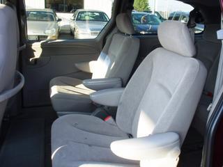 Dodge Grand Caravan 2002 photo 5