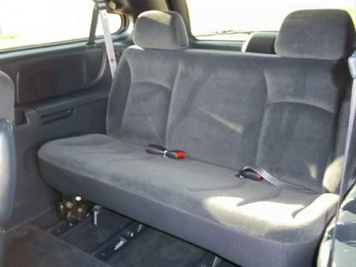 Dodge Grand Caravan 2002 photo 2