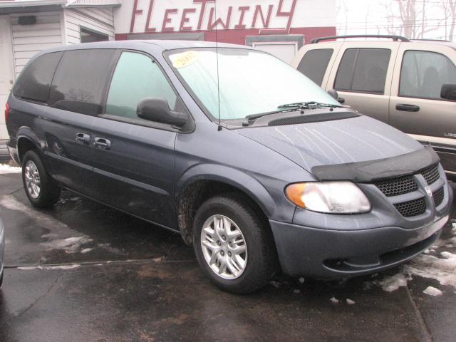 Dodge Grand Caravan 2002 photo 2