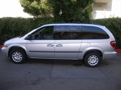 Dodge Grand Caravan 2002 photo 1