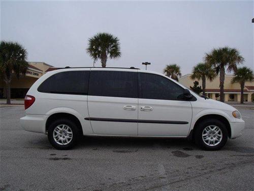 Dodge Grand Caravan 2002 photo 1