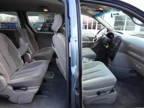 Dodge Grand Caravan 2002 photo 1