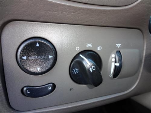 Dodge Grand Caravan 2002 photo 3
