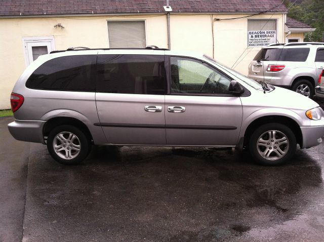 Dodge Grand Caravan 2002 photo 2