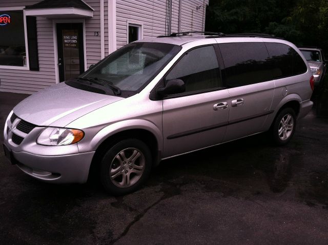 Dodge Grand Caravan 2002 photo 3