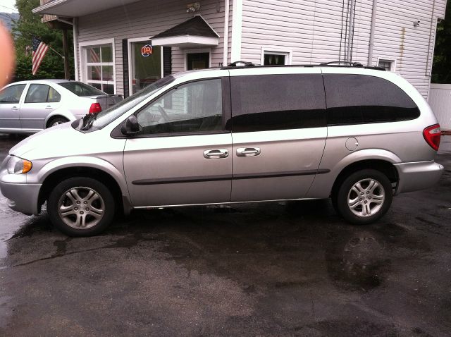 Dodge Grand Caravan 2002 photo 4