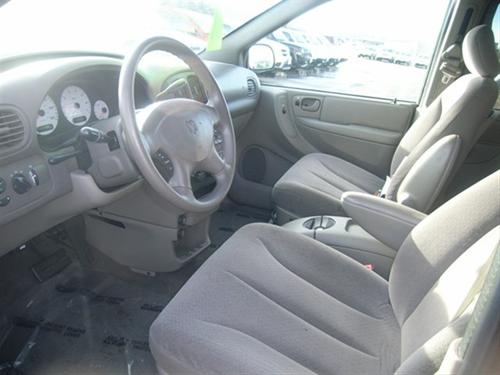 Dodge Grand Caravan 2002 photo 3