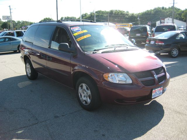 Dodge Grand Caravan 2002 photo 1