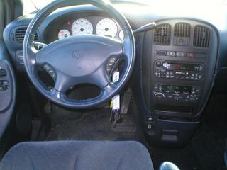 Dodge Grand Caravan 2002 photo 4