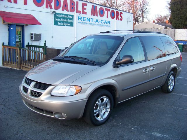 Dodge Grand Caravan 2002 photo 3