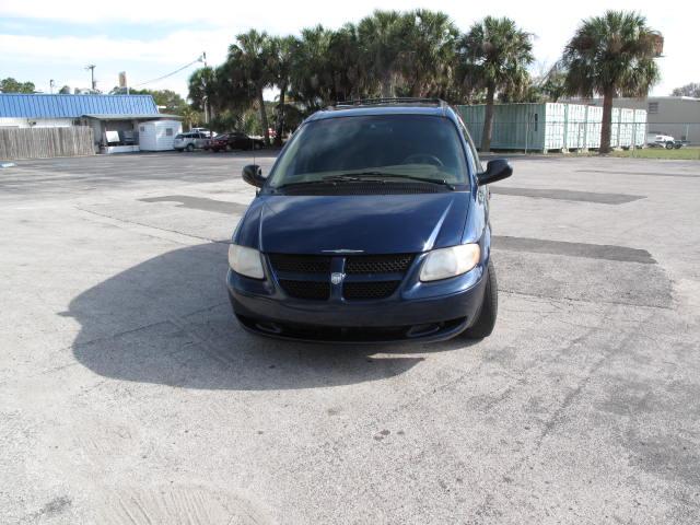 Dodge Grand Caravan 2002 photo 1