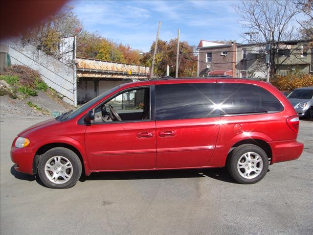 Dodge Grand Caravan 2002 photo 2